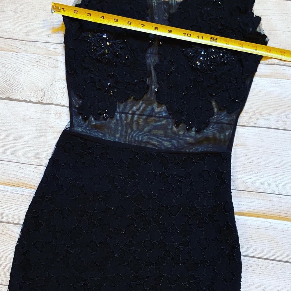 Dress - Picture 4 of 10